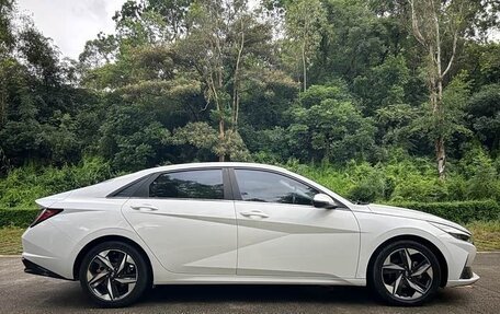 Hyundai Elantra, 2022 год, 1 470 000 рублей, 9 фотография