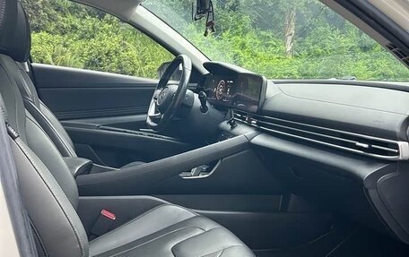Hyundai Elantra, 2022 год, 1 470 000 рублей, 23 фотография