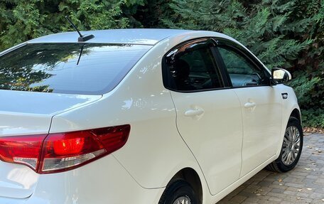 KIA Rio III рестайлинг, 2017 год, 730 000 рублей, 13 фотография