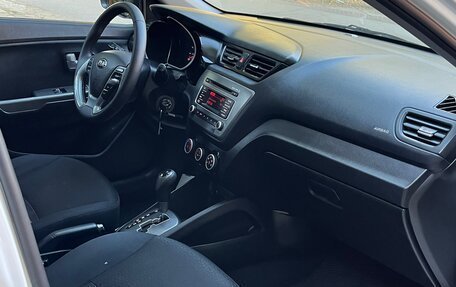 KIA Rio III рестайлинг, 2017 год, 730 000 рублей, 23 фотография