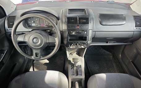 Volkswagen Polo IV рестайлинг, 2006 год, 489 000 рублей, 11 фотография