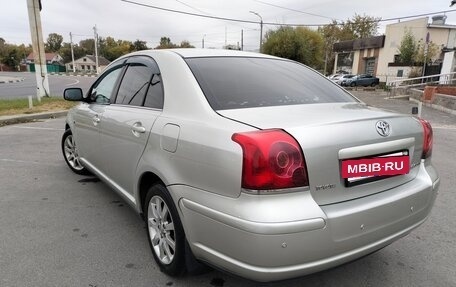 Toyota Avensis III рестайлинг, 2006 год, 750 000 рублей, 5 фотография