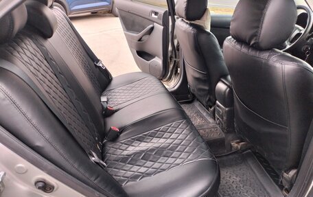 Toyota Avensis III рестайлинг, 2006 год, 750 000 рублей, 9 фотография