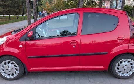 Peugeot 107 I рестайлинг, 2012 год, 600 000 рублей, 8 фотография