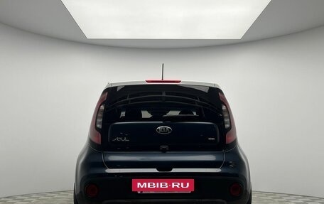 KIA Soul II рестайлинг, 2018 год, 1 200 000 рублей, 6 фотография
