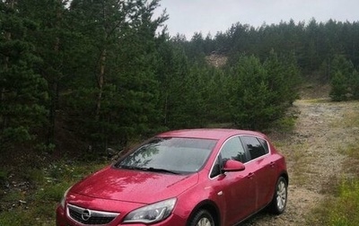 Opel Astra J, 2011 год, 800 000 рублей, 1 фотография
