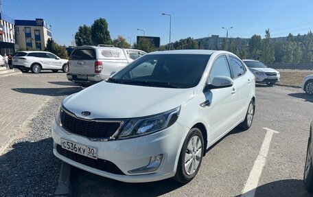 KIA Rio III рестайлинг, 2012 год, 900 000 рублей, 1 фотография