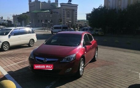 Opel Astra J, 2011 год, 800 000 рублей, 6 фотография