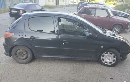 Peugeot 206, 2005 год, 70 000 рублей, 3 фотография