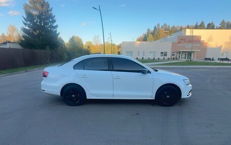 Volkswagen Jetta VI, 2015 год, 1 090 000 рублей, 7 фотография
