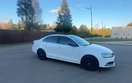 Volkswagen Jetta VI, 2015 год, 1 090 000 рублей, 13 фотография