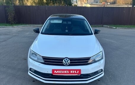 Volkswagen Jetta VI, 2015 год, 1 090 000 рублей, 19 фотография