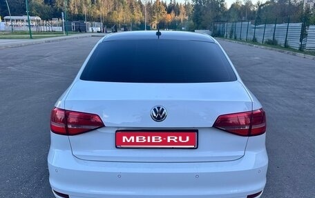 Volkswagen Jetta VI, 2015 год, 1 090 000 рублей, 34 фотография