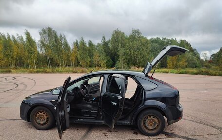 Ford Focus II рестайлинг, 2006 год, 240 000 рублей, 2 фотография
