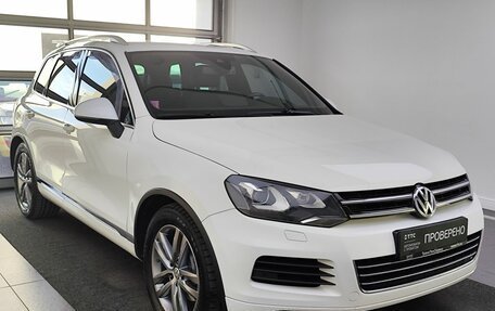 Volkswagen Touareg III, 2014 год, 2 415 000 рублей, 3 фотография