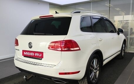 Volkswagen Touareg III, 2014 год, 2 415 000 рублей, 6 фотография