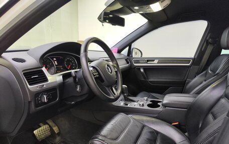 Volkswagen Touareg III, 2014 год, 2 415 000 рублей, 20 фотография