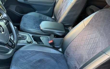Volkswagen Tiguan II, 2019 год, 2 950 000 рублей, 11 фотография