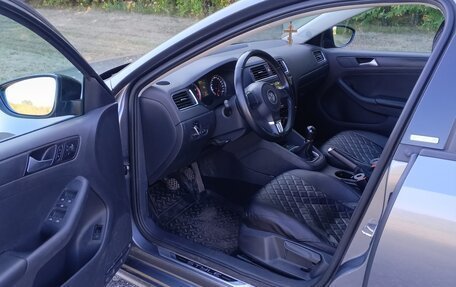 Volkswagen Jetta VI, 2014 год, 990 000 рублей, 8 фотография