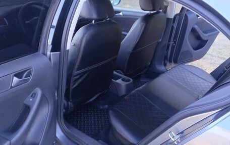Volkswagen Jetta VI, 2014 год, 990 000 рублей, 11 фотография