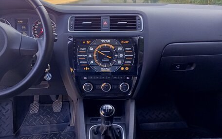 Volkswagen Jetta VI, 2014 год, 990 000 рублей, 14 фотография