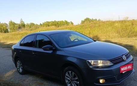 Volkswagen Jetta VI, 2014 год, 990 000 рублей, 4 фотография
