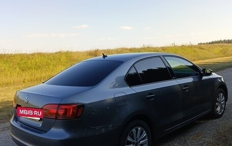 Volkswagen Jetta VI, 2014 год, 990 000 рублей, 6 фотография