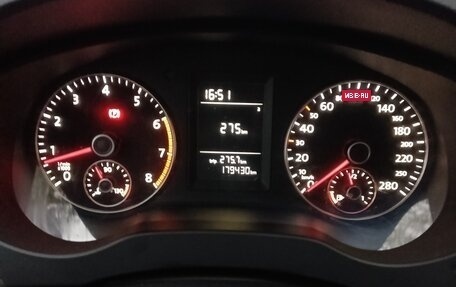 Volkswagen Jetta VI, 2014 год, 990 000 рублей, 17 фотография