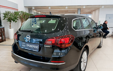 Opel Astra J, 2013 год, 646 000 рублей, 9 фотография