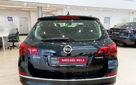 Opel Astra J, 2013 год, 646 000 рублей, 10 фотография