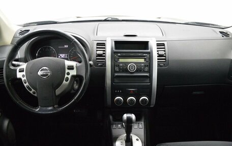 Nissan X-Trail, 2011 год, 950 000 рублей, 14 фотография