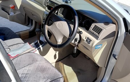 Toyota Corolla, 2005 год, 600 000 рублей, 8 фотография