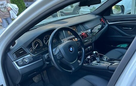 BMW 5 серия, 2016 год, 2 350 000 рублей, 9 фотография