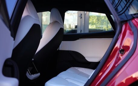 Tesla Model S I, 2021 год, 8 000 000 рублей, 5 фотография