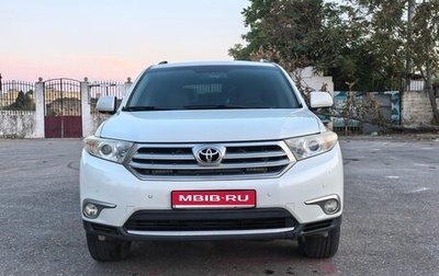 Toyota Highlander III, 2012 год, 1 700 000 рублей, 1 фотография