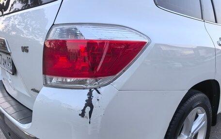 Toyota Highlander III, 2012 год, 1 700 000 рублей, 9 фотография