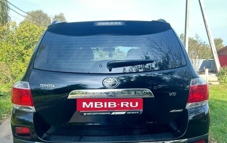 Toyota Highlander III, 2013 год, 2 055 000 рублей, 4 фотография