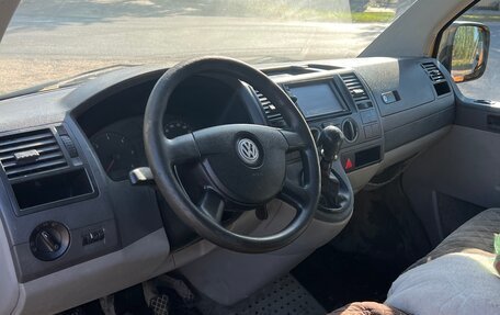 Volkswagen Transporter T5 рестайлинг, 2008 год, 1 000 000 рублей, 8 фотография