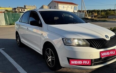 Skoda Rapid I, 2014 год, 980 000 рублей, 2 фотография