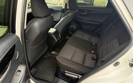 Lexus NX I, 2015 год, 2 400 000 рублей, 6 фотография
