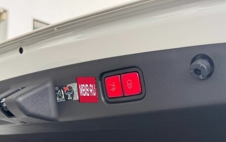 Mercedes-Benz E-Класс, 2024 год, 7 900 000 рублей, 25 фотография