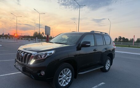 Toyota Land Cruiser Prado 150 рестайлинг 2, 2017 год, 4 100 000 рублей, 7 фотография