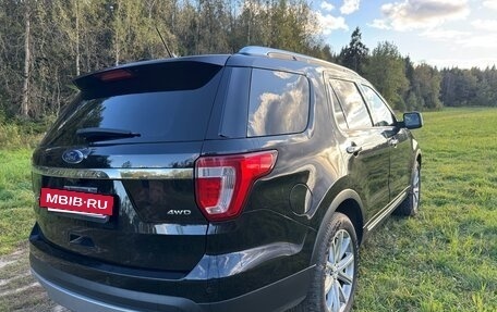 Ford Explorer VI, 2017 год, 2 750 000 рублей, 6 фотография
