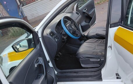 Volkswagen Polo VI (EU Market), 2013 год, 515 000 рублей, 6 фотография
