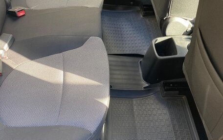 Hyundai Solaris II рестайлинг, 2013 год, 1 050 000 рублей, 15 фотография
