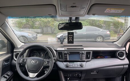 Toyota RAV4, 2016 год, 1 700 000 рублей, 4 фотография