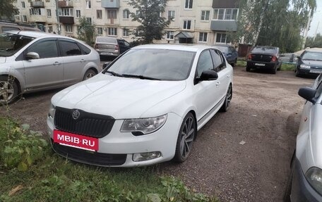 Skoda Superb III рестайлинг, 2012 год, 1 235 000 рублей, 16 фотография