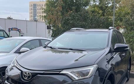 Toyota RAV4, 2016 год, 1 700 000 рублей, 7 фотография