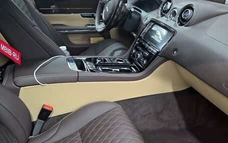 Jaguar XJ IV (X351), 2019 год, 3 995 000 рублей, 8 фотография