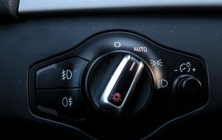 Audi A4, 2014 год, 1 997 000 рублей, 15 фотография